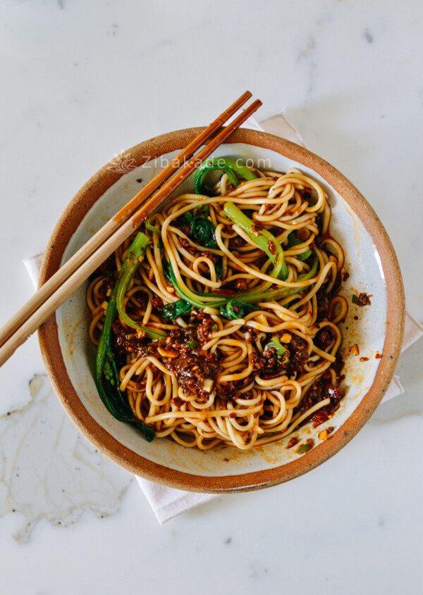 طرز تهیه نودالیت اسفناج و گوشت